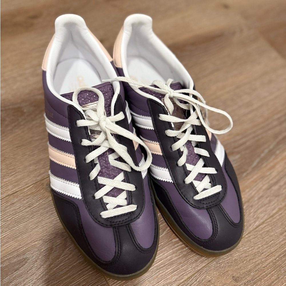 Adidas Gizelle sneakers 👟